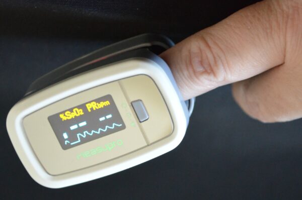 MeasuPro OX100 Instant Read Pulse Oximeter 2