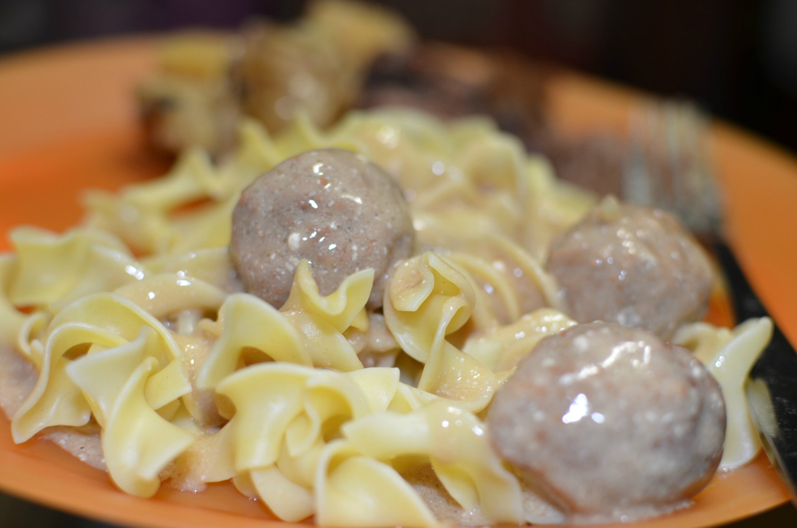 Swedish Meatballs and Egg Noodles - Winter Crockpot Dinner ⋆ The Stuff ...