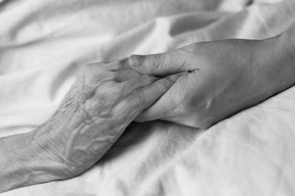 4 Steps To Take For End-Of-Life Care For Your Loved Ones