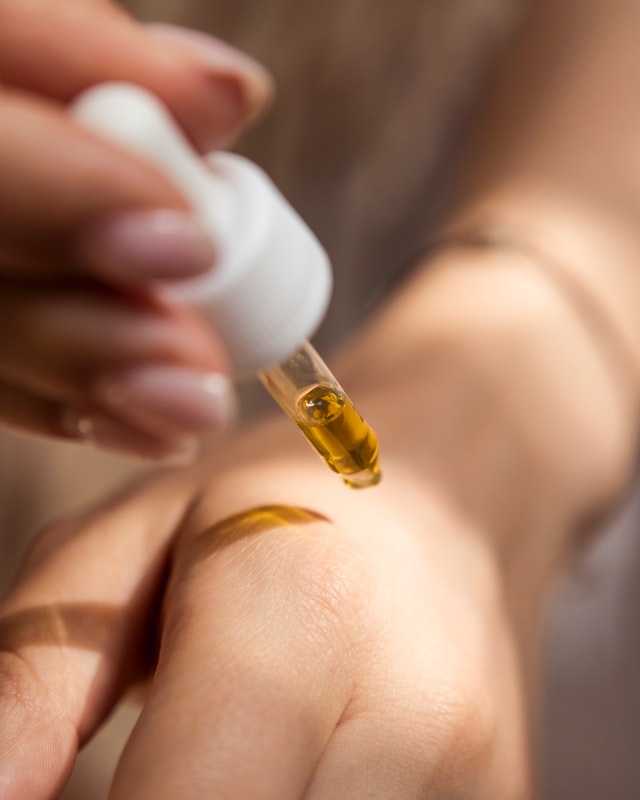 Why People Buy CBD Oil Products Online